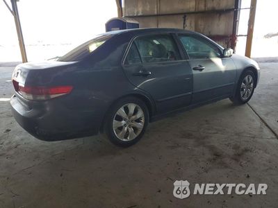 Trzecie zdjęcie samochodu z tyłu: 2003 HONDA ACCORD LX VIN:JHMCM55353C023504 - miniatura