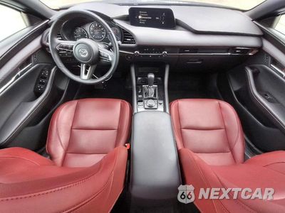 Zdjęcie 8 z 13 samochodu: 2026 MAZDA 3 PREFERRED VIN:JM1BPBLL2T1868828 - miniatura