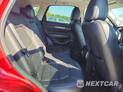 Zdjęcie 11 z 13 samochodu: 2017 MAZDA CX-5 GRAND TOURING VIN:JM3KFADL2H0200429 - miniatura