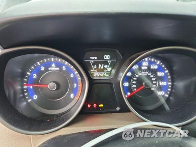 Zdjęcie 9 z 13 samochodu: 2015 HYUNDAI ELANTRA SE VIN:5NPDH4AE7FH557480 - miniatura