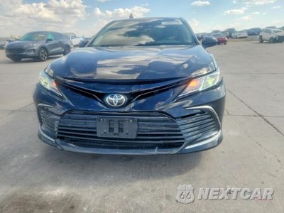 Piąte zdjęcie samochodu w środku: 2023 TOYOTA CAMRY LE VIN:4T1C11AK2PU082294 - miniatura
