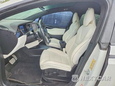 Zdjęcie 7 z 12 samochodu: 2016 TESLA MODEL X VIN:5YJXCAE48GFS00479 - miniatura