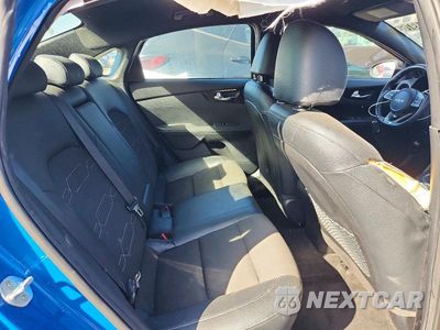 Zdjęcie 10 z 12 samochodu: 2023 KIA FORTE GT LINE VIN:3KPF54AD3PE522739 - miniatura