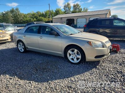 Czwarte zdjęcie samochodu z boku: 2011 CHEVROLET MALIBU LS VIN:1G1ZB5E1XBF312464 - miniatura
