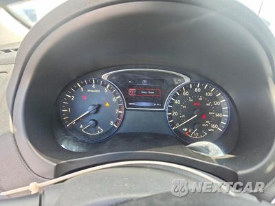 Zdjęcie 9 z 13 samochodu: 2017 NISSAN ALTIMA 2.5 SR VIN:1N4AL3AP3HC250115 - miniatura