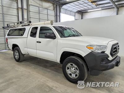 Czwarte zdjęcie samochodu z boku: 2023 TOYOTA TACOMA SR VIN:3TYRX5GN7PT086548 - miniatura