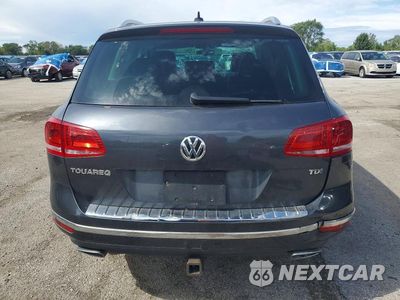 Zdjęcie 6 z 13 samochodu: 2015 VOLKSWAGEN TOUAREG V6 TDI VIN:WVGEP9BPXFD002657 - miniatura