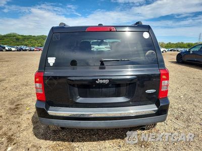 Zdjęcie 6 z 12 samochodu: 2016 JEEP PATRIOT LATITUDE VIN:1C4NJPFA9GD519269 - miniatura
