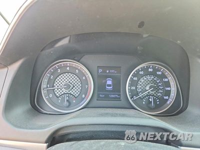 Zdjęcie 9 z 12 samochodu: 2019 HYUNDAI ELANTRA SEL VIN:5NPD84LF1KH442292 - miniatura