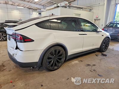 Trzecie zdjęcie samochodu z tyłu: 2022 TESLA MODEL X VIN:7SAXCBE51NF356992 - miniatura