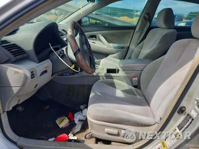 Zdjęcie 7 z 12 samochodu: 2010 TOYOTA CAMRY LE VIN:4T4BF3EK5AR044137 - miniatura