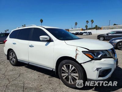 Czwarte zdjęcie samochodu z boku: 2017 NISSAN PATHFINDER S VIN:5N1DR2MNXHC911760 - miniatura