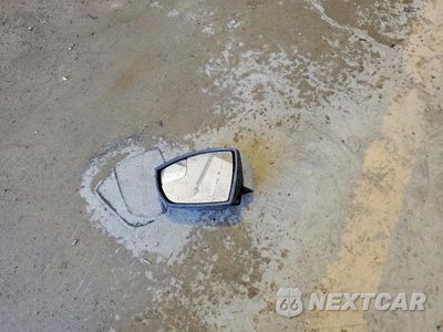 Zdjęcie 12 z 13 samochodu: 2017 FORD FOCUS SE VIN:1FADP3K27HL225187 - miniatura