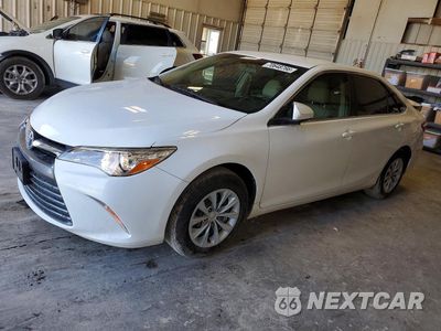 2016 TOYOTA CAMRY LE 4T4BF1FKXGR516943 - główne zdjęcie licytacji z USA - miniatura