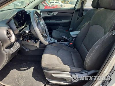 Zdjęcie 7 z 12 samochodu: 2021 KIA FORTE LXS VIN:3KPF24AD3ME334288 - miniatura