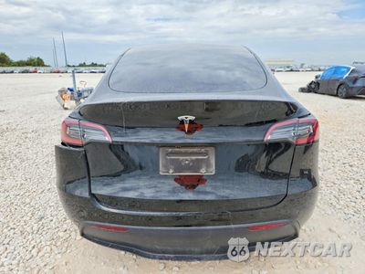Zdjęcie 6 z 12 samochodu: 2024 TESLA MODEL Y VIN:7SAYGDED9RA303634 - miniatura