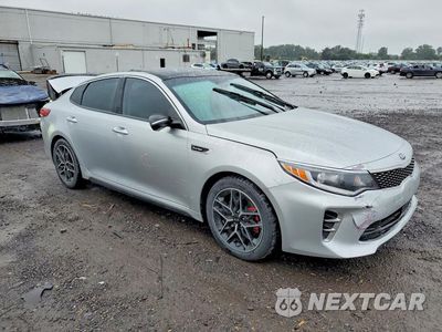 Czwarte zdjęcie samochodu z boku: 2019 KIA OPTIMA SX VIN:5XXGW4L26KG378200 - miniatura