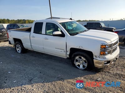 Czwarte zdjęcie samochodu z boku: 2015 CHEVROLET SILVERADO K1500 LT VIN:1GCVKRECXFZ309163 - miniatura