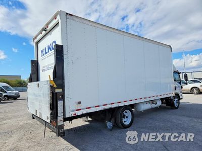 Trzecie zdjęcie samochodu z tyłu: 2017 ISUZU NPR HD DELIVERY TRUCK VIN:54DC4W1C8HS804362 - miniatura