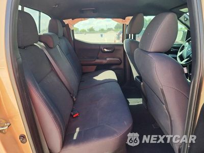 Zdjęcie 10 z 12 samochodu: 2017 TOYOTA TACOMA DOUBLE CAB VIN:5TFAZ5CN5HX034095 - miniatura