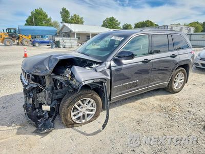 2025 JEEP GRAND CHEROKEE LAREDO 1C4RJHAG1SC358742 - główne zdjęcie licytacji z USA - miniatura