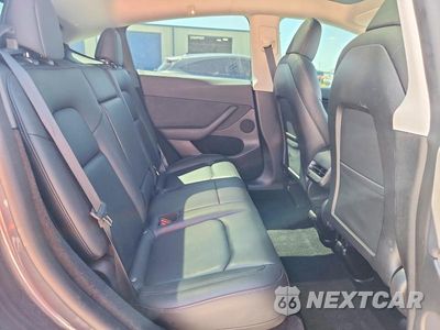 Zdjęcie 11 z 14 samochodu: 2022 TESLA MODEL Y VIN:7SAYGDEE2NA015408 - miniatura