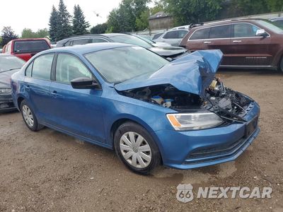 Czwarte zdjęcie samochodu z boku: 2015 VOLKSWAGEN JETTA BASE VIN:3VW2K7AJ2FM320703 - miniatura