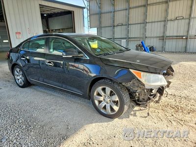 Czwarte zdjęcie samochodu z boku: 2012 BUICK LACROSSE VIN:1G4GC5E39CF311350 - miniatura