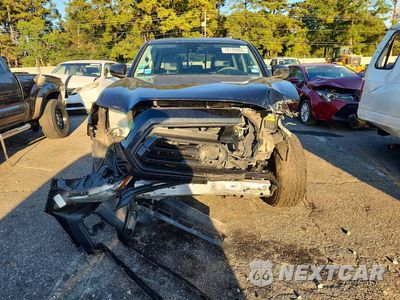 Piąte zdjęcie samochodu w środku: 2022 TOYOTA TACOMA SR V6 VIN:3TYCZ5AN3NT073740 - miniatura