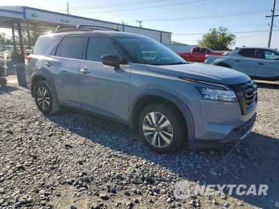 Czwarte zdjęcie samochodu z boku: 2022 NISSAN PATHFINDER SL VIN:5N1DR3CA5NC236996 - miniatura