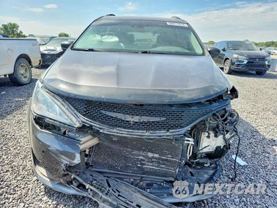 Piąte zdjęcie samochodu w środku: 2017 CHRYSLER PACIFICA TOURING L PLUS VIN:2C4RC1EG5HR752479 - miniatura