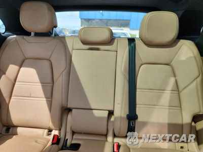 Zdjęcie 10 z 13 samochodu: 2020 PORSCHE CAYENNE VIN:WP1AA2AY3LDA02452 - miniatura