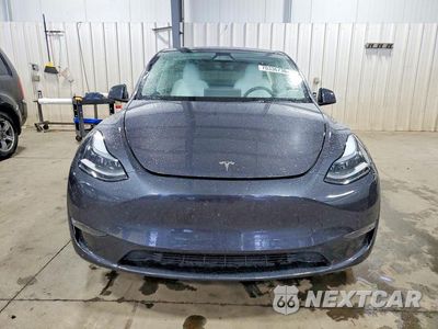 Piąte zdjęcie samochodu w środku: 2025 TESLA MODEL Y VIN:7SAYGDEE4SF251900 - miniatura