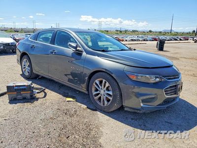 Czwarte zdjęcie samochodu z boku: 2018 CHEVROLET MALIBU LT VIN:1G1ZD5ST8JF169349 - miniatura