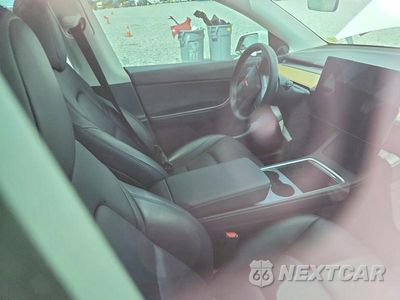 Zdjęcie 8 z 13 samochodu: 2022 TESLA MODEL Y VIN:7SAYGDEF5NF455425 - miniatura
