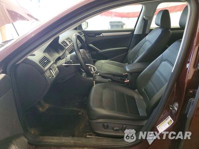 Zdjęcie 7 z 12 samochodu: 2014 VOLKSWAGEN PASSAT VIN:1VWAT7A31EC077394 - miniatura