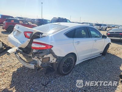 Trzecie zdjęcie samochodu z tyłu: 2016 FORD FUSION SE VIN:3FA6P0H92GR132640 - miniatura