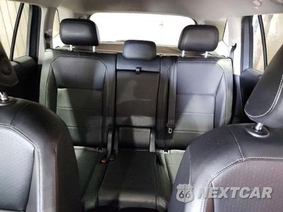 Zdjęcie 10 z 14 samochodu: 2018 VOLKSWAGEN TIGUAN SE VIN:3VV3B7AXXJM003662 - miniatura