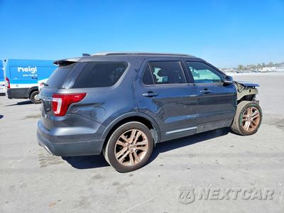 Trzecie zdjęcie samochodu z tyłu: 2017 FORD EXPLORER XLT VIN:1FM5K7D80HGB61892 - miniatura