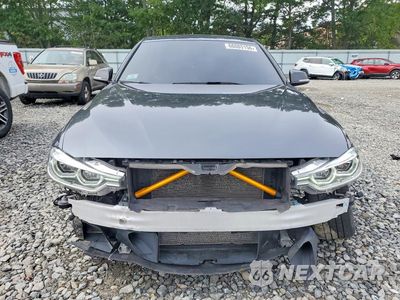 Piąte zdjęcie samochodu w środku: 2017 BMW 340 XI VIN:WBA8B7C3XHK806632 - miniatura