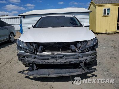 Piąte zdjęcie samochodu w środku: 2018 TOYOTA CAMRY SE VIN:4T1B11HK2JU602891 - miniatura