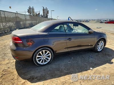 Trzecie zdjęcie samochodu z tyłu: 2015 VOLKSWAGEN EOS KOMFORT VIN:WVWBW8AH3FV004002 - miniatura