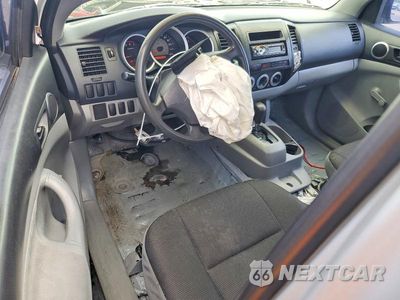 Zdjęcie 8 z 13 samochodu: 2008 TOYOTA TACOMA BASE VIN:5TENX22N18Z511413 - miniatura