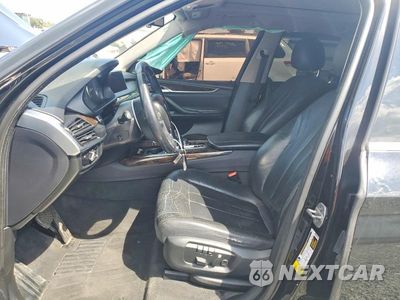 Zdjęcie 7 z 13 samochodu: 2015 BMW X5 SDRIVE35I VIN:5UXKR2C50F0H39025 - miniatura