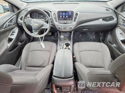 Zdjęcie 8 z 13 samochodu: 2019 CHEVROLET MALIBU LT VIN:1G1ZD5ST6KF158349 - miniatura