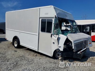 Czwarte zdjęcie samochodu z boku: 2021 FORD ECONOLINE E450 SUPER DUTY COMMERCIAL STRIPPED CHASSIS VIN:1FC3E4KK5MDC14906 - miniatura