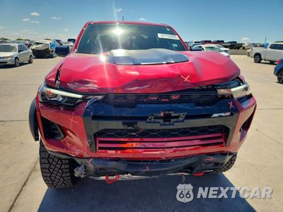 Piąte zdjęcie samochodu w środku: 2026 CHEVROLET COLORADO ZR2 VIN:1GCPTFEK4T1124175 - miniatura