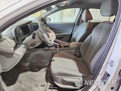 Zdjęcie 7 z 12 samochodu: 2025 HYUNDAI ELANTRA HYBRID BLUE VIN:KMHLM4DJ7SU122373 - miniatura