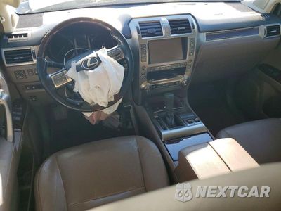 Zdjęcie 8 z 13 samochodu: 2017 LEXUS GX 460 VIN:JTJBM7FXXH5155676 - miniatura