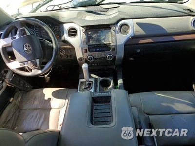 Zdjęcie 8 z 13 samochodu: 2020 TOYOTA TUNDRA CREWMAX LIMITED VIN:5TFHY5F13LX905840 - miniatura